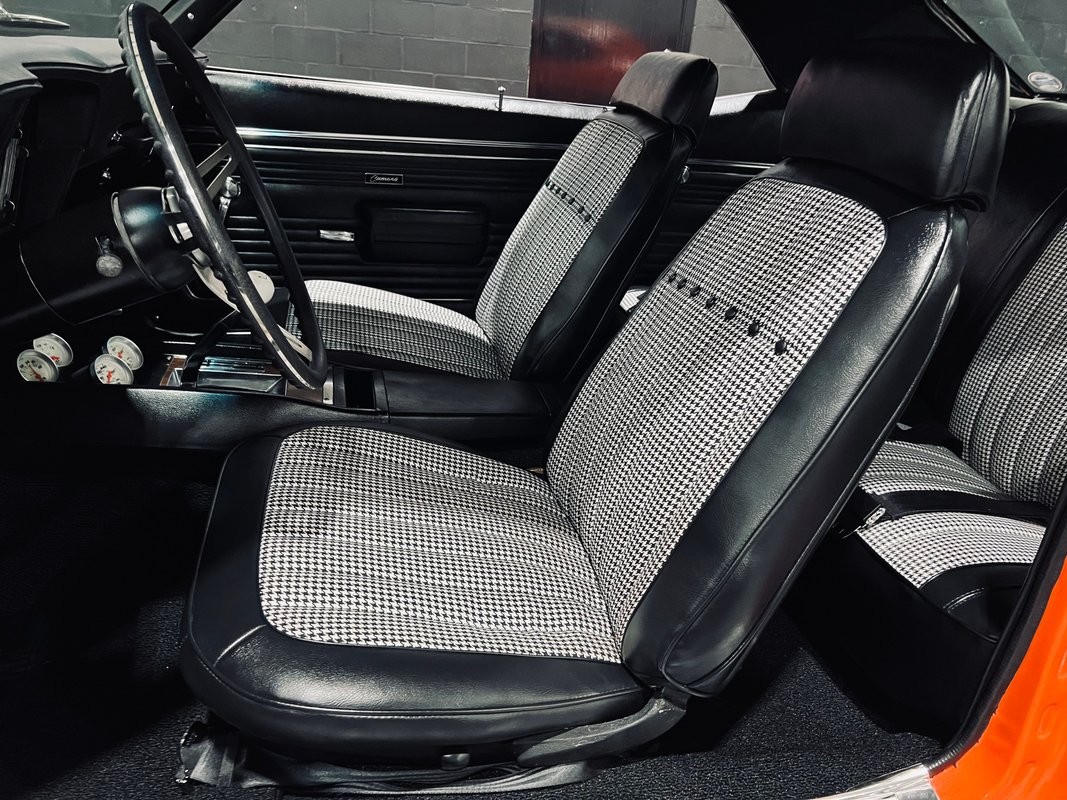 Chevrolet-Camaro-1969-Coupe-17