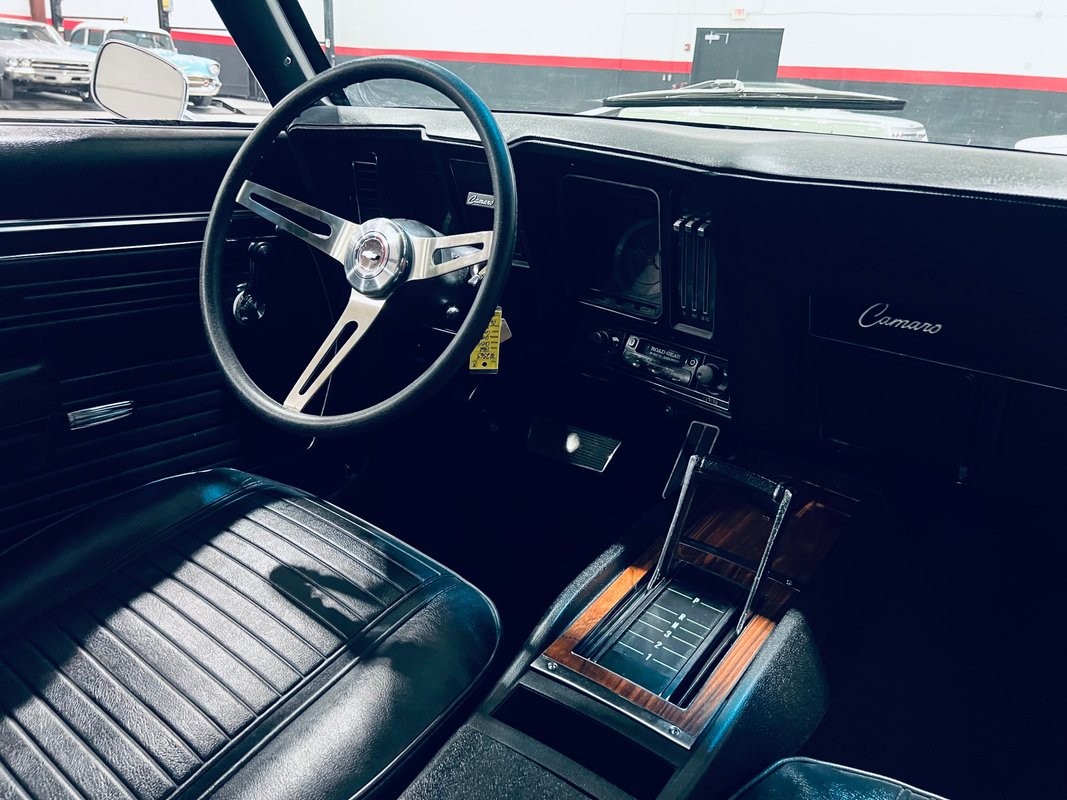 Chevrolet-Camaro-1969-Coupe-19