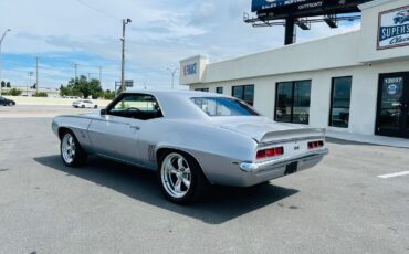 Chevrolet-Camaro-1969-Coupe-2