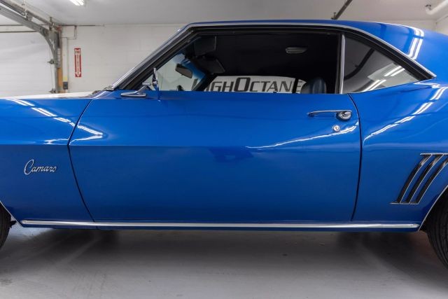 Chevrolet-Camaro-1969-Coupe-23