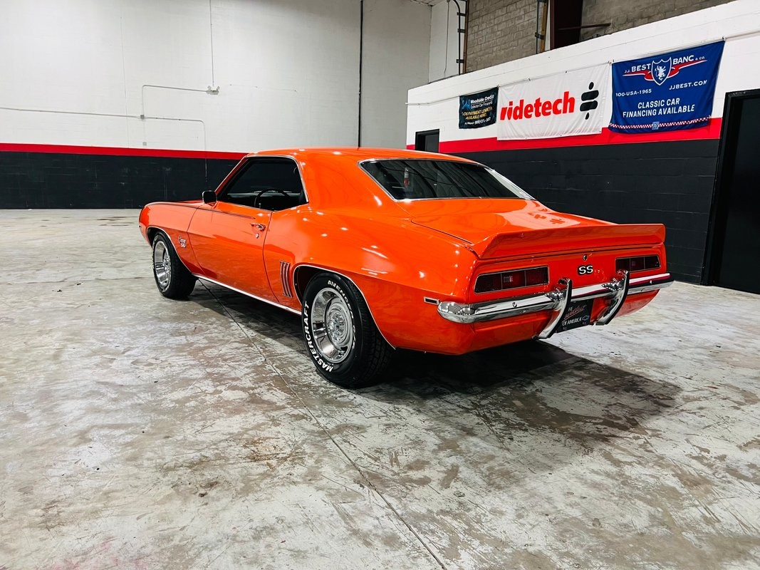 Chevrolet-Camaro-1969-Coupe-3