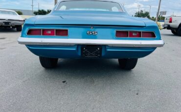 Chevrolet-Camaro-1969-Coupe-3