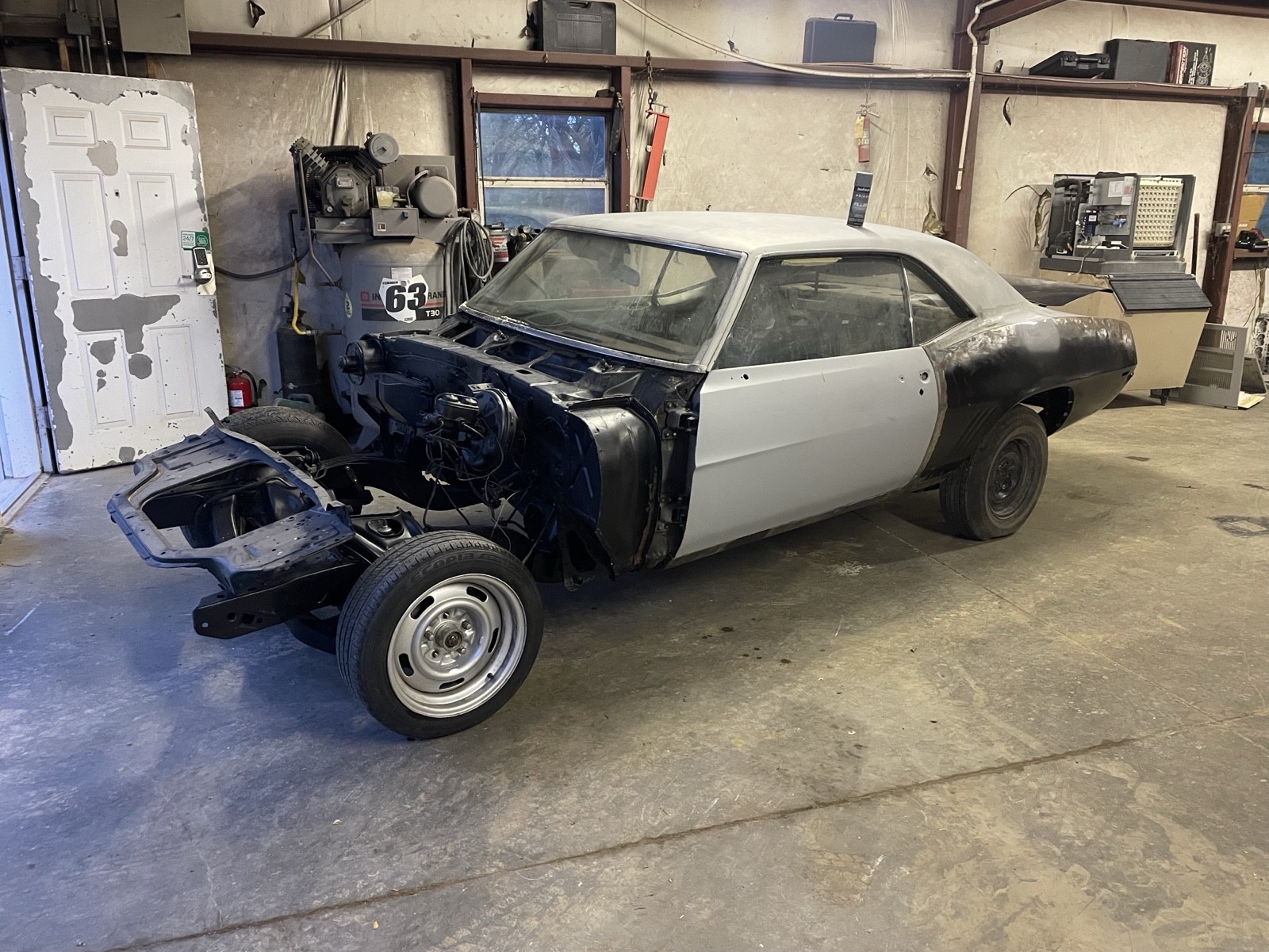 Chevrolet-Camaro-1969-Coupe-3