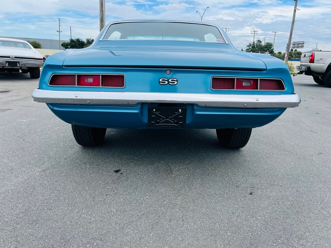 Chevrolet-Camaro-1969-Coupe-3
