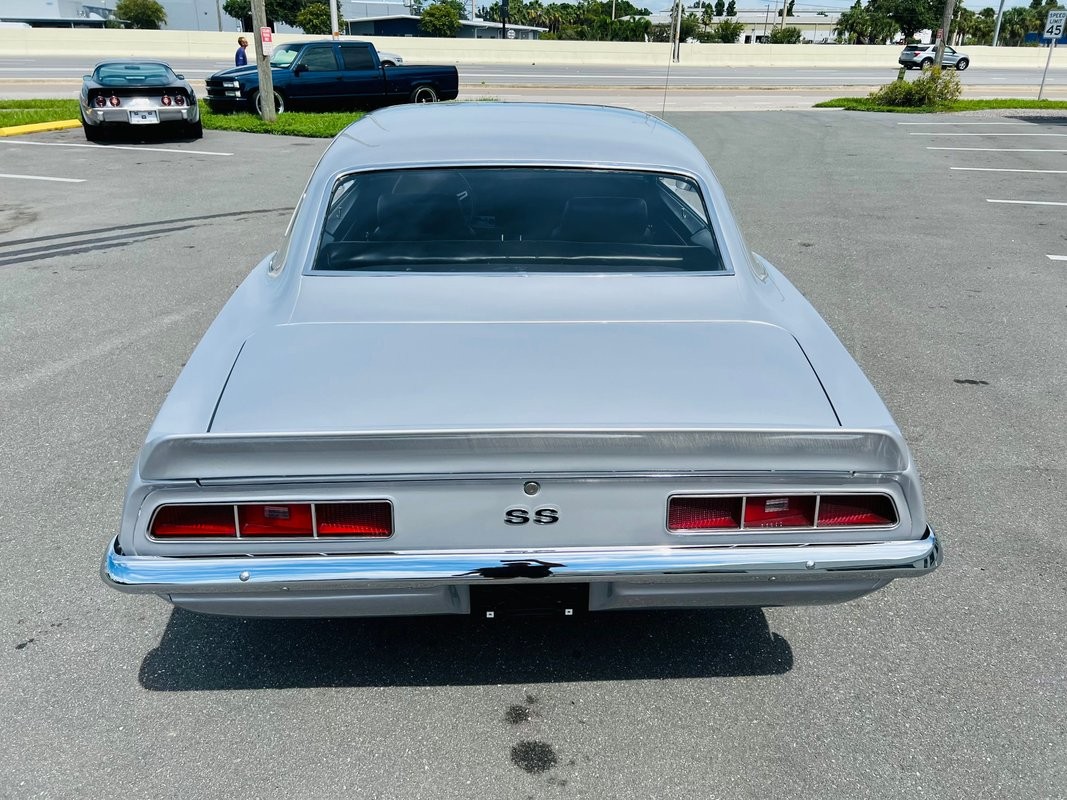 Chevrolet-Camaro-1969-Coupe-4