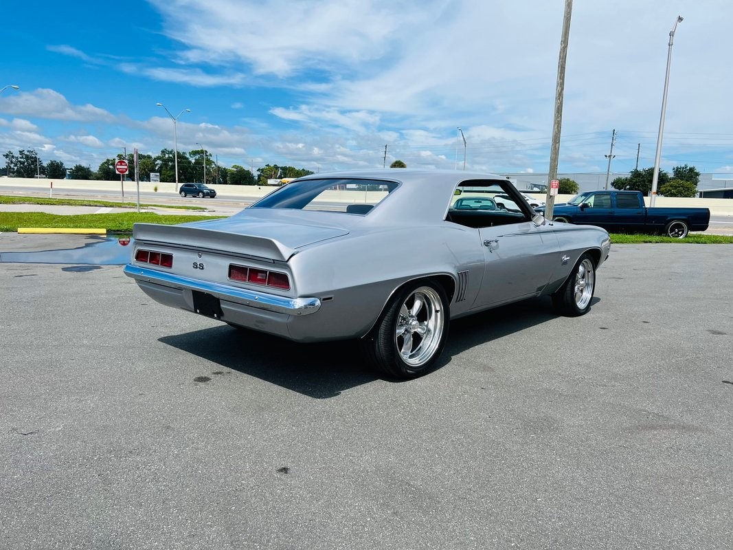 Chevrolet-Camaro-1969-Coupe-5