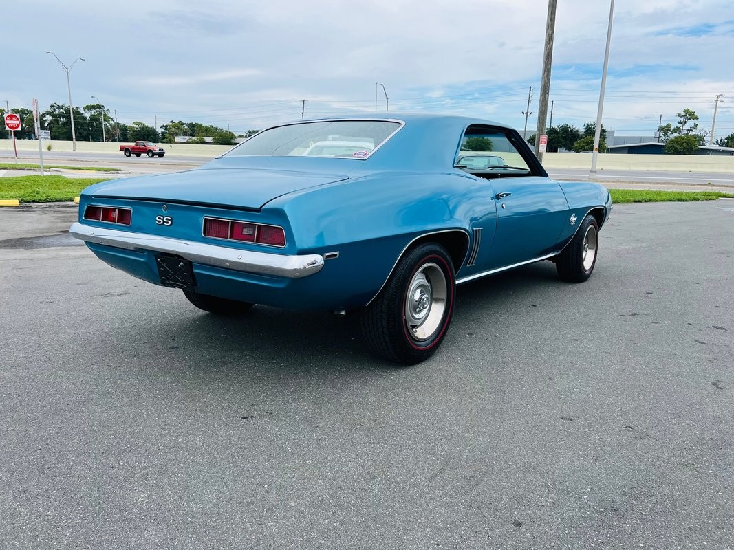 Chevrolet-Camaro-1969-Coupe-5