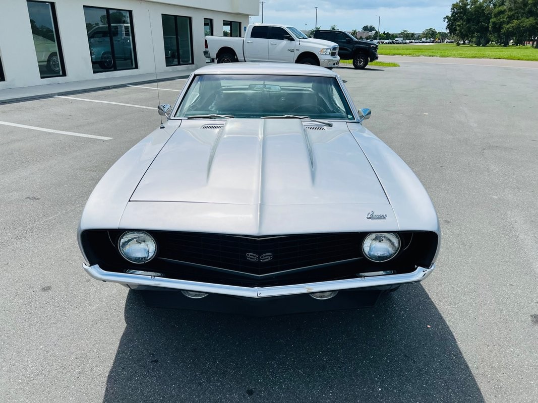 Chevrolet-Camaro-1969-Coupe-9