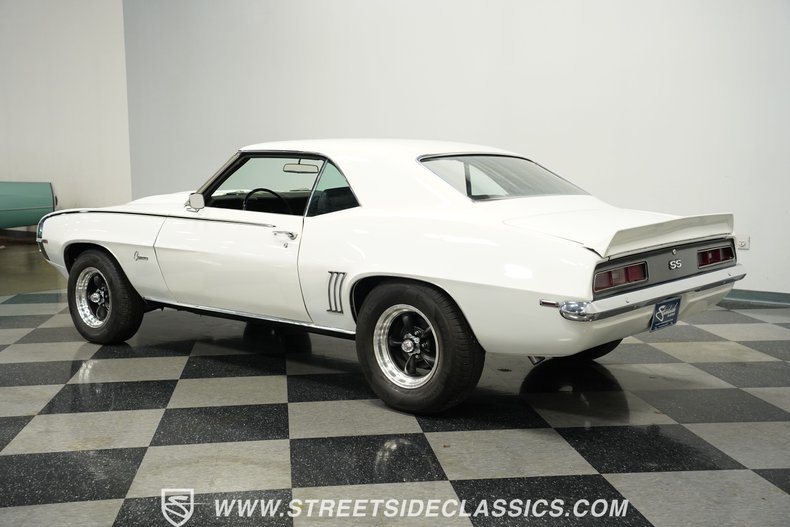 Chevrolet-Camaro-1969-White-Black-13