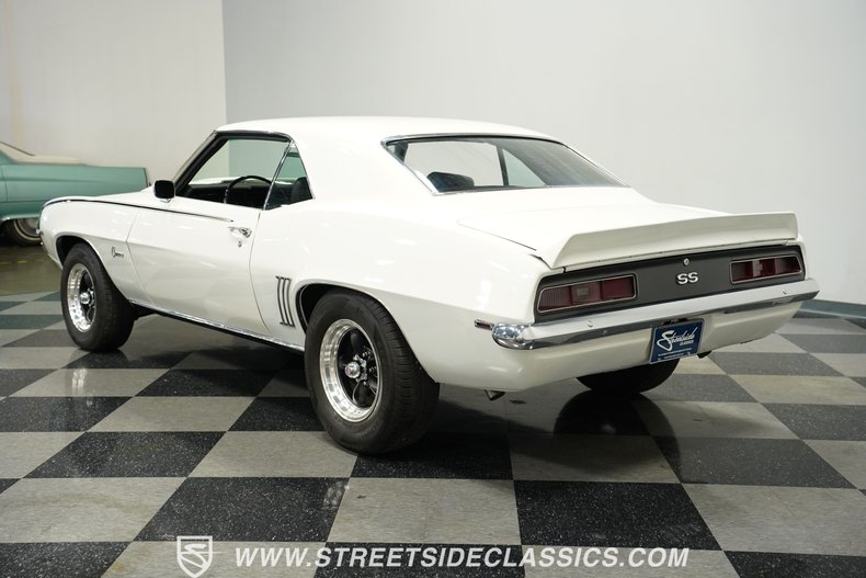 Chevrolet-Camaro-1969-White-Black-14