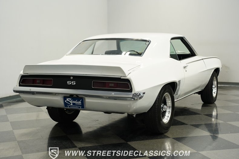 Chevrolet-Camaro-1969-White-Black-16