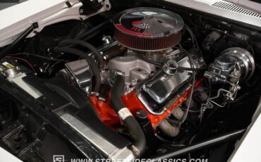 Chevrolet-Camaro-1969-White-Black-28