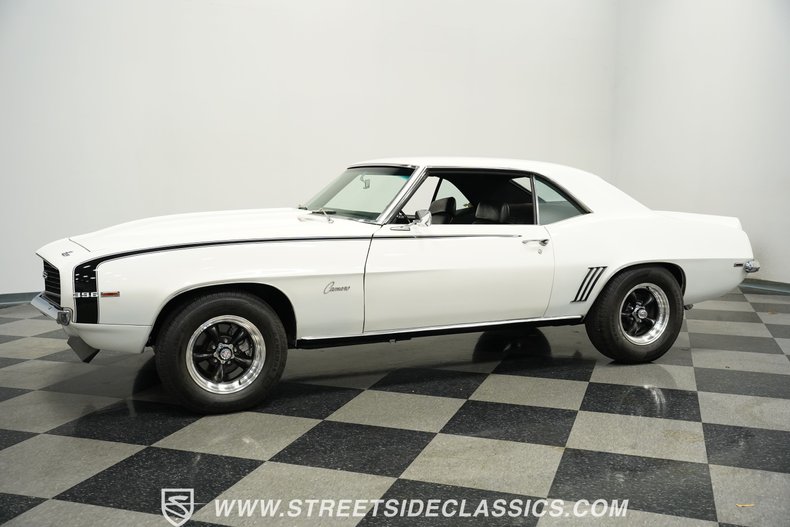 Chevrolet-Camaro-1969-White-Black-3