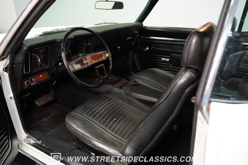 Chevrolet-Camaro-1969-White-Black-39
