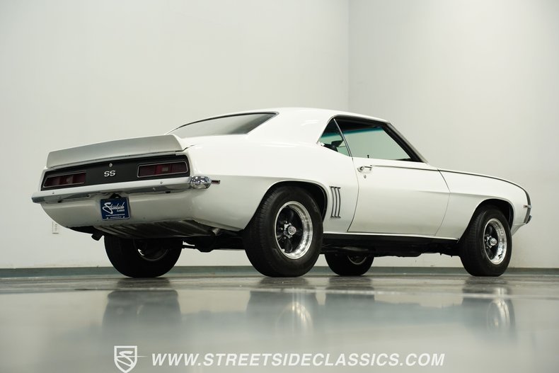 Chevrolet-Camaro-1969-White-Black-7