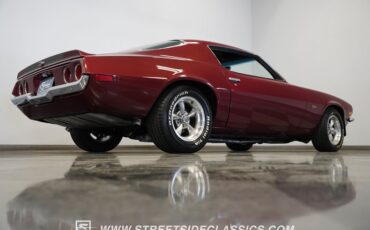 Chevrolet-Camaro-1970-Maroon-Black-14
