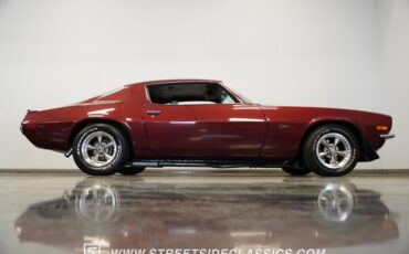 Chevrolet-Camaro-1970-Maroon-Black-17