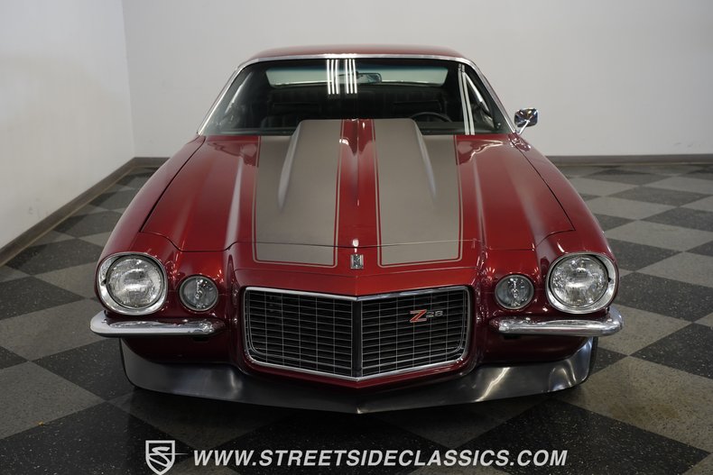 Chevrolet-Camaro-1970-Maroon-Black-22