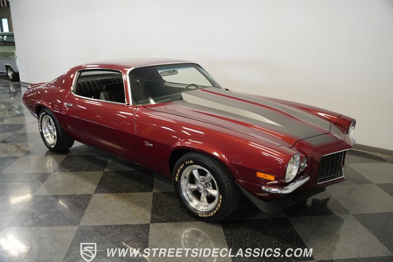 Chevrolet-Camaro-1970-Maroon-Black-3