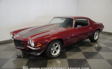 Chevrolet-Camaro-1970-Maroon-Black-44