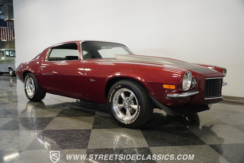 Chevrolet-Camaro-1970-Maroon-Black-46