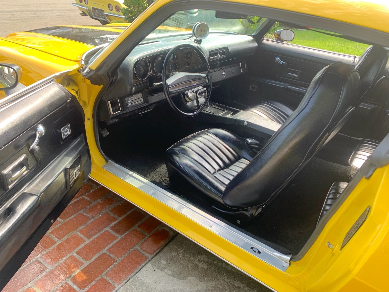 Chevrolet-Camaro-1971-Coupe-23