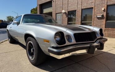 Chevrolet-Camaro-1975-Coupe-10