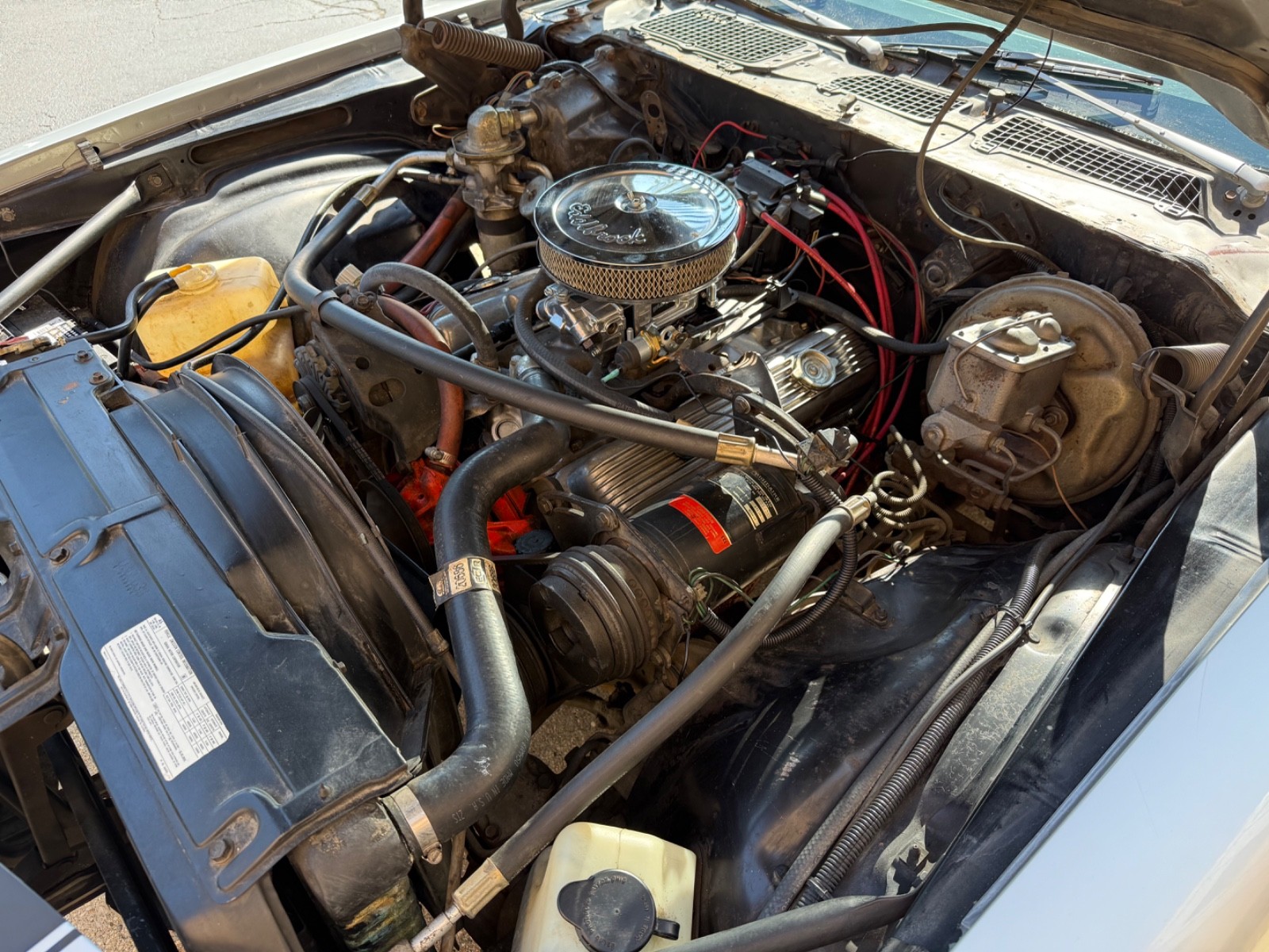 Chevrolet-Camaro-1975-Coupe-14