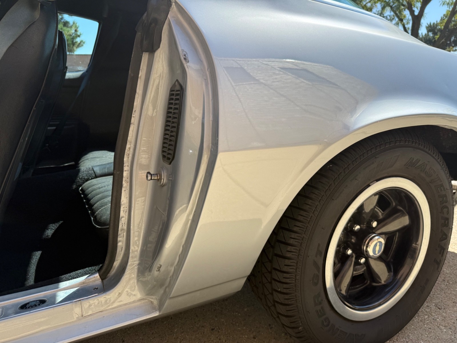 Chevrolet-Camaro-1975-Coupe-23