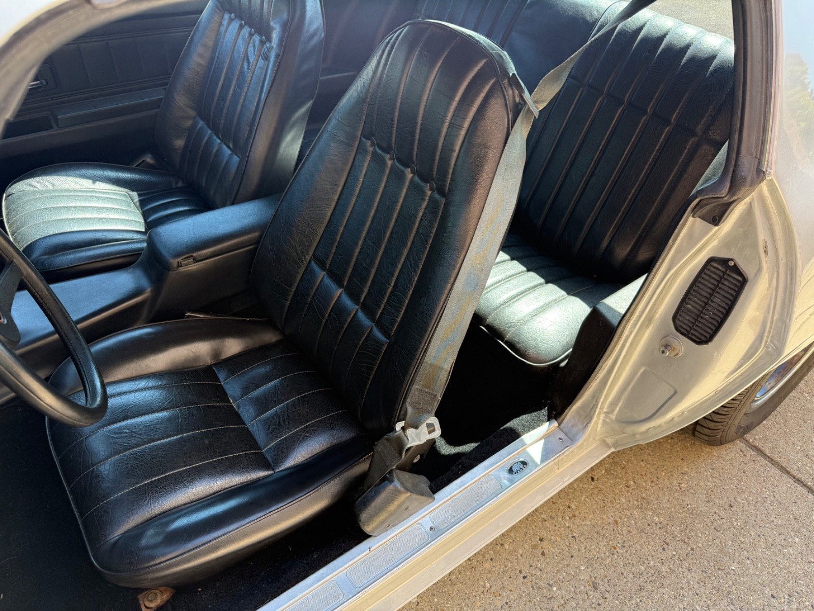 Chevrolet-Camaro-1975-Coupe-24