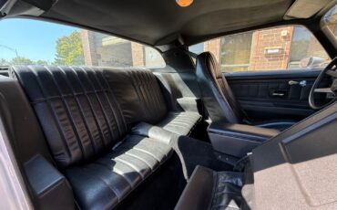 Chevrolet-Camaro-1975-Coupe-35
