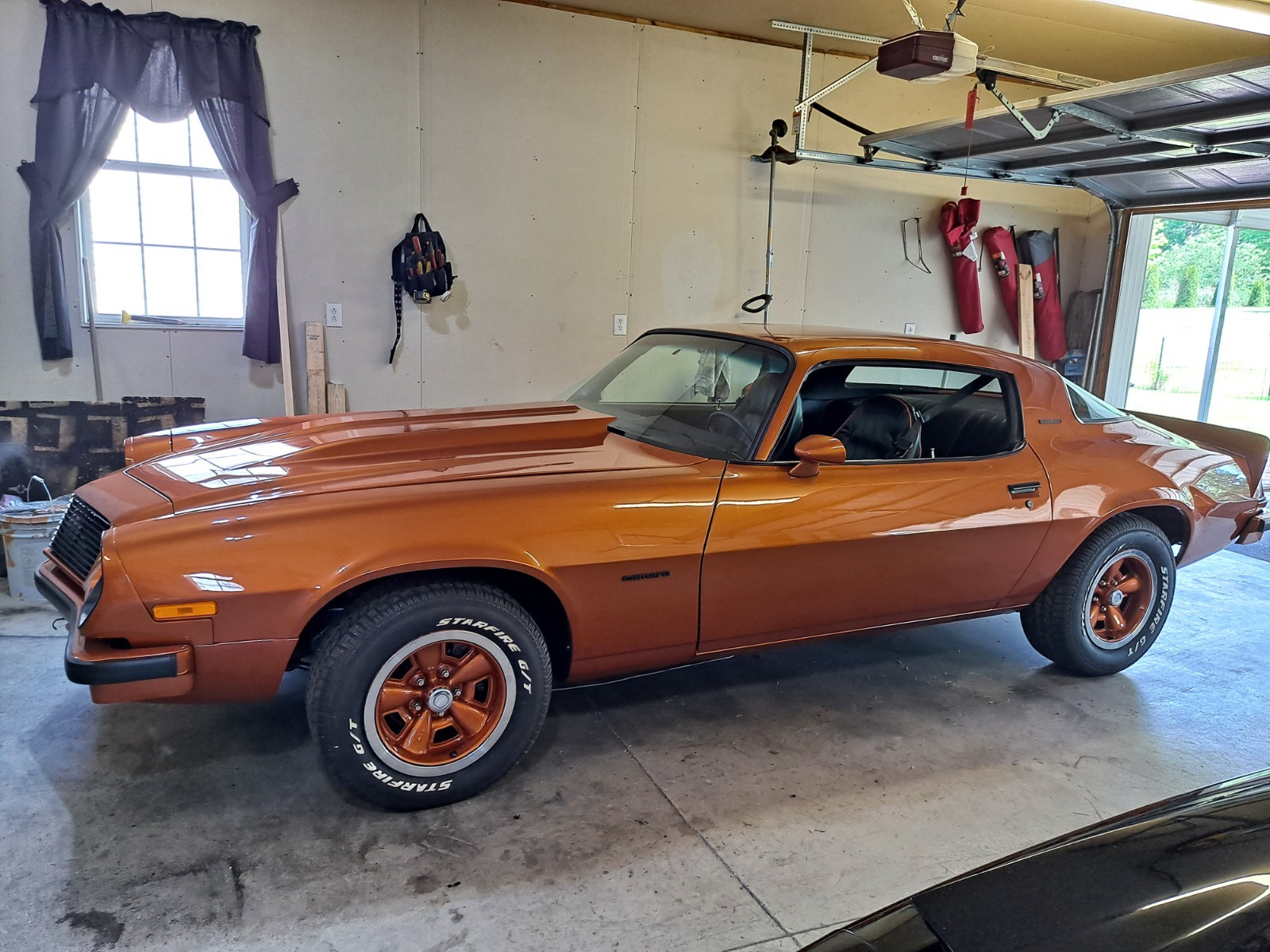 Chevrolet-Camaro-1976-Coupe-19
