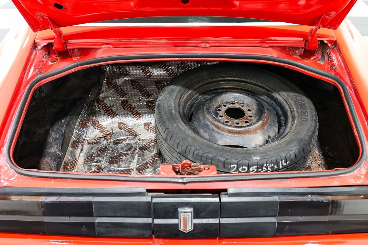 Chevrolet-Camaro-1978-Coupe-19