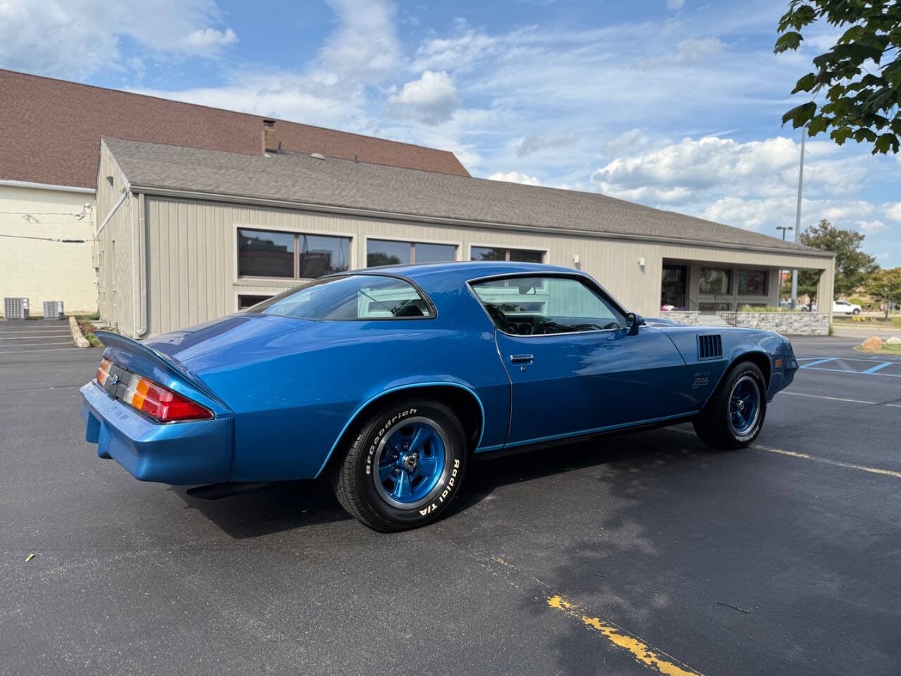 Chevrolet-Camaro-1978-Coupe-8