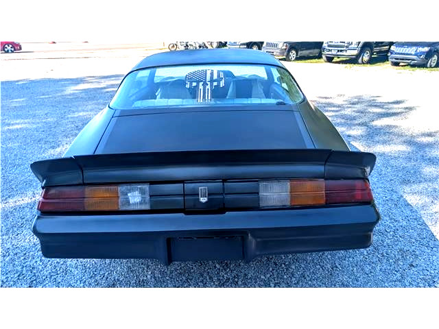 Chevrolet-Camaro-1979-CLASSIC-CAR-3