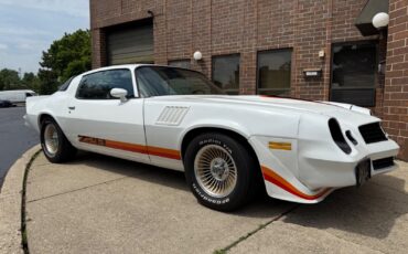 Chevrolet-Camaro-1979-Coupe-11