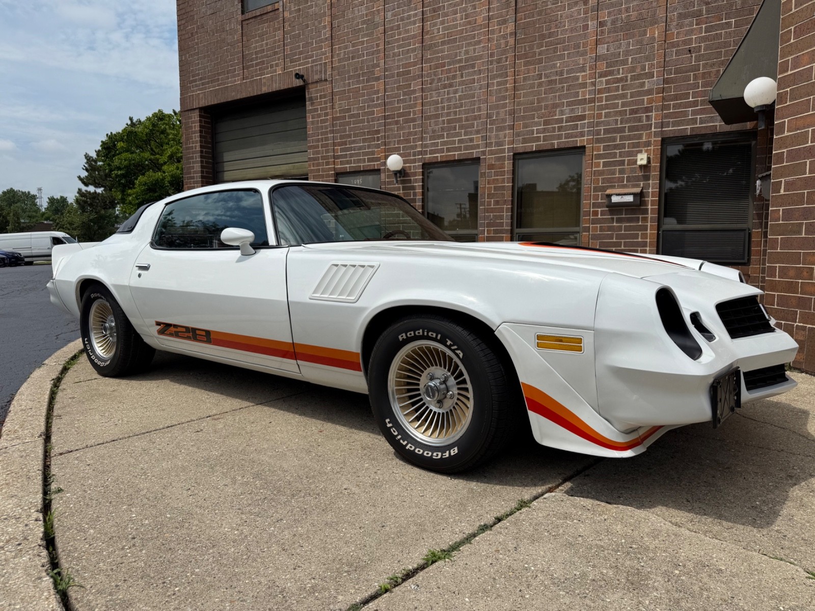 Chevrolet-Camaro-1979-Coupe-11