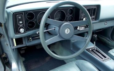 Chevrolet-Camaro-1979-Coupe-21