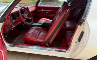 Chevrolet-Camaro-1979-Coupe-25