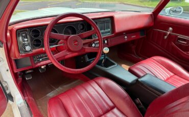 Chevrolet-Camaro-1979-Coupe-27