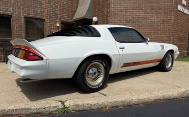 Chevrolet-Camaro-1979-Coupe-7
