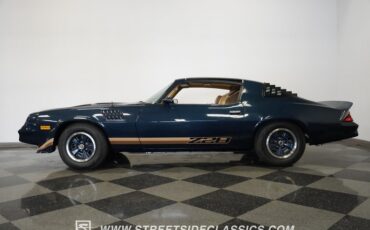Chevrolet-Camaro-1979-Dark-Blue-Metallic-Tan-1