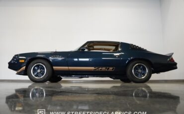Chevrolet-Camaro-1979-Dark-Blue-Metallic-Tan-18