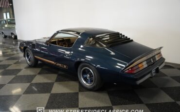 Chevrolet-Camaro-1979-Dark-Blue-Metallic-Tan-22