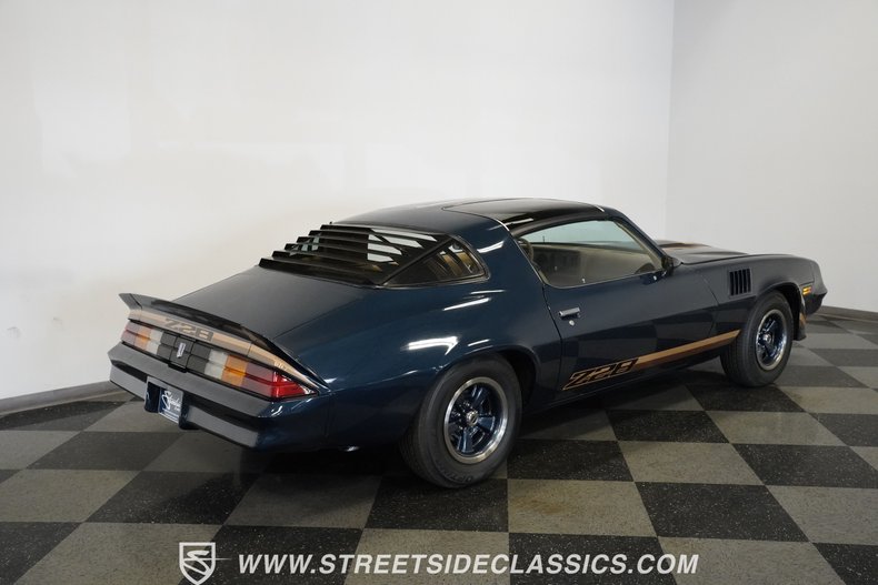 Chevrolet-Camaro-1979-Dark-Blue-Metallic-Tan-25