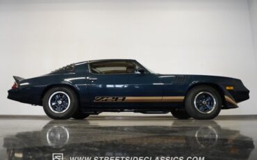 Chevrolet-Camaro-1979-Dark-Blue-Metallic-Tan-26