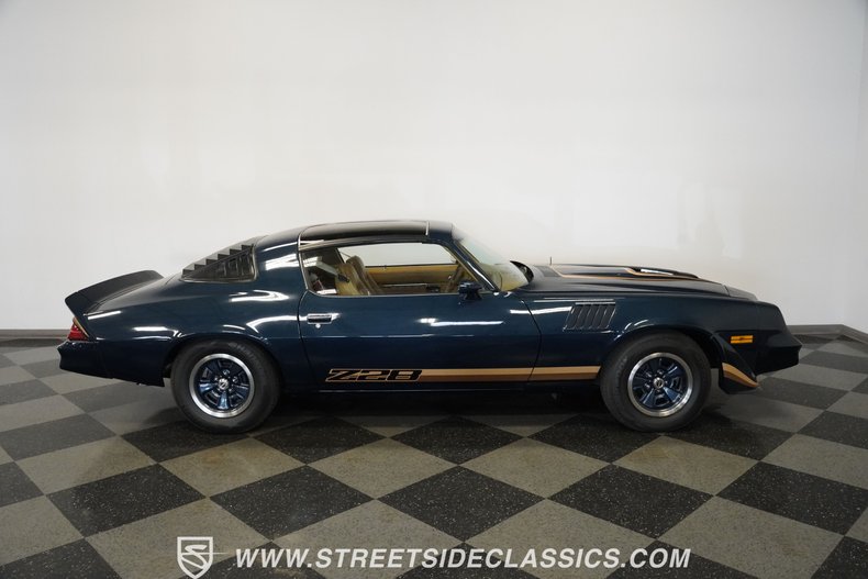 Chevrolet-Camaro-1979-Dark-Blue-Metallic-Tan-3