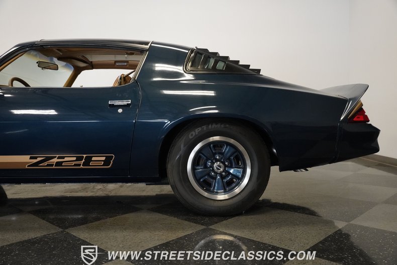 Chevrolet-Camaro-1979-Dark-Blue-Metallic-Tan-31