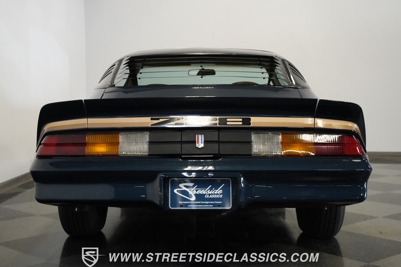 Chevrolet-Camaro-1979-Dark-Blue-Metallic-Tan-7