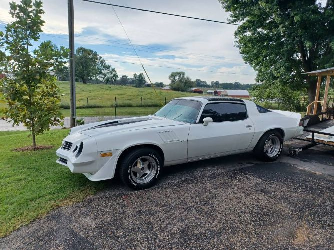 Chevrolet-Camaro-1979-White-18